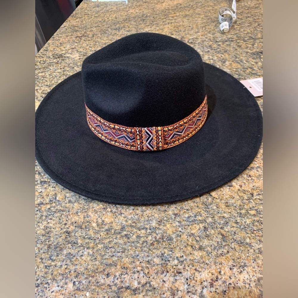 Boho Wide Brim Hat new with tags - Picture 3 of 9
